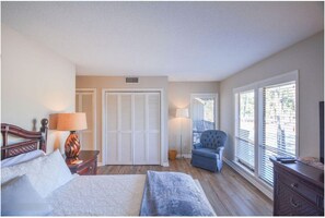 2 bedrooms, iron/ironing board, free WiFi, bed sheets - Five Star View On Course #5! (Pinehurst)