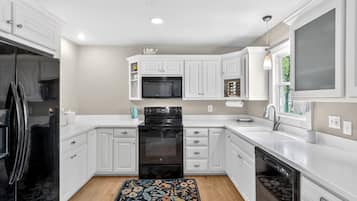 Fridge, microwave, oven