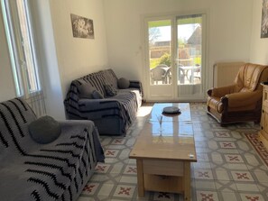 Living area - Gîte la villa jane (Saint-Laurent-la-Vernède)