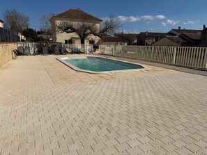 Pool - Gîte la villa jane (Saint-Laurent-la-Vernède)