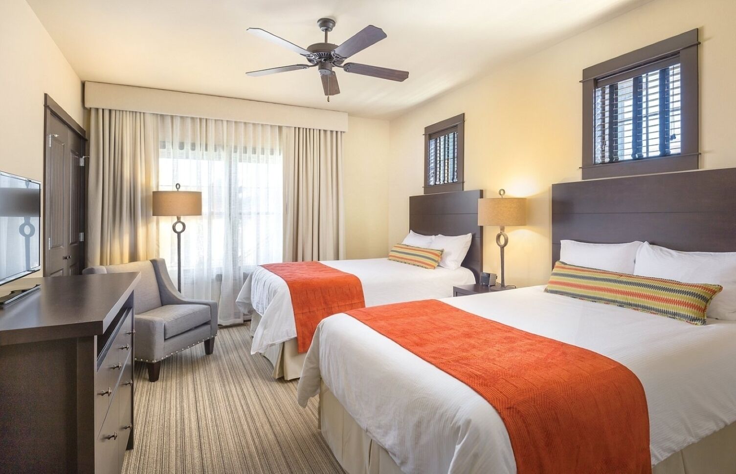 2 bedrooms
