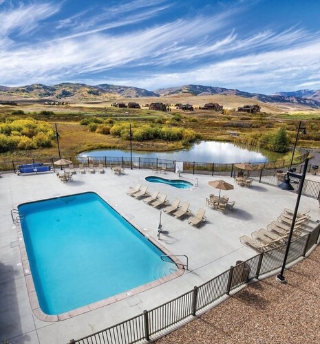 Rocky Mountains | Group Nature Retreat | Pool + Hot Tub | 2BR