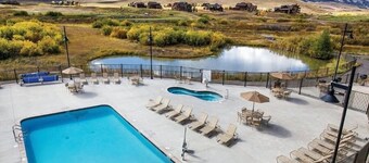 Rocky Mountains | Group Nature Retreat | Pool + Hot Tub | 2BR
