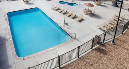 Rocky Mountains | Group Nature Retreat | Pool + Hot Tub | 2BR