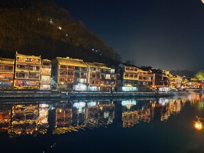 品质双人房, 河景