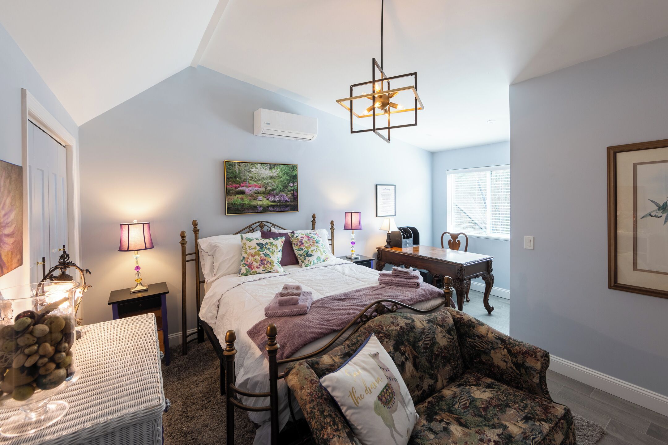 Quarto solteiro luxo, vista para o jardim