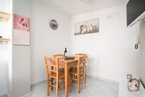 Dining - Cala Mariolu - One Bedroom Apartment, Sleeps 4 (Orosei)