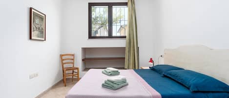 4 chambres, accĂšs au Wi-Fi (inclus), literie fournie