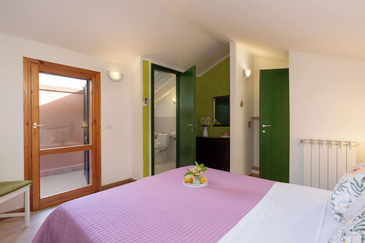 Huoneisto, parveke, näköala pihalle