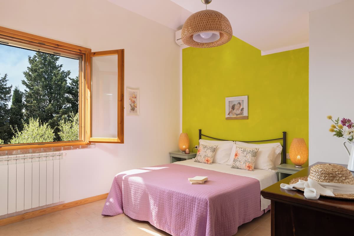 Huoneisto, parveke, näköala uima-altaalle