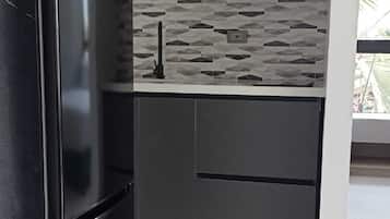 Standard Loft, Courtyard View | Private kitchen