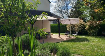 Maison avec jardin, 10 minutes centre ville