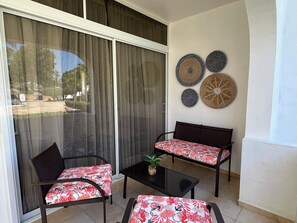 Terrace/patio - Cozy 1-bedroom apartment with AC in soothing Sosúa (Sosúa)