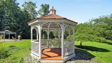 Enceinte de lâhĂ©bergement