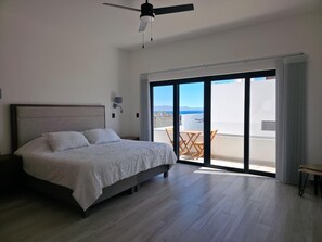 Appartement, gedeeltelijk uitzicht op zee