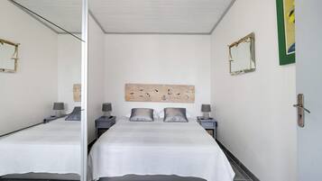 1 bedroom, iron/ironing board, WiFi