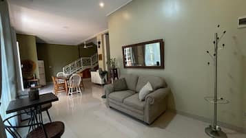 Villa | Living area