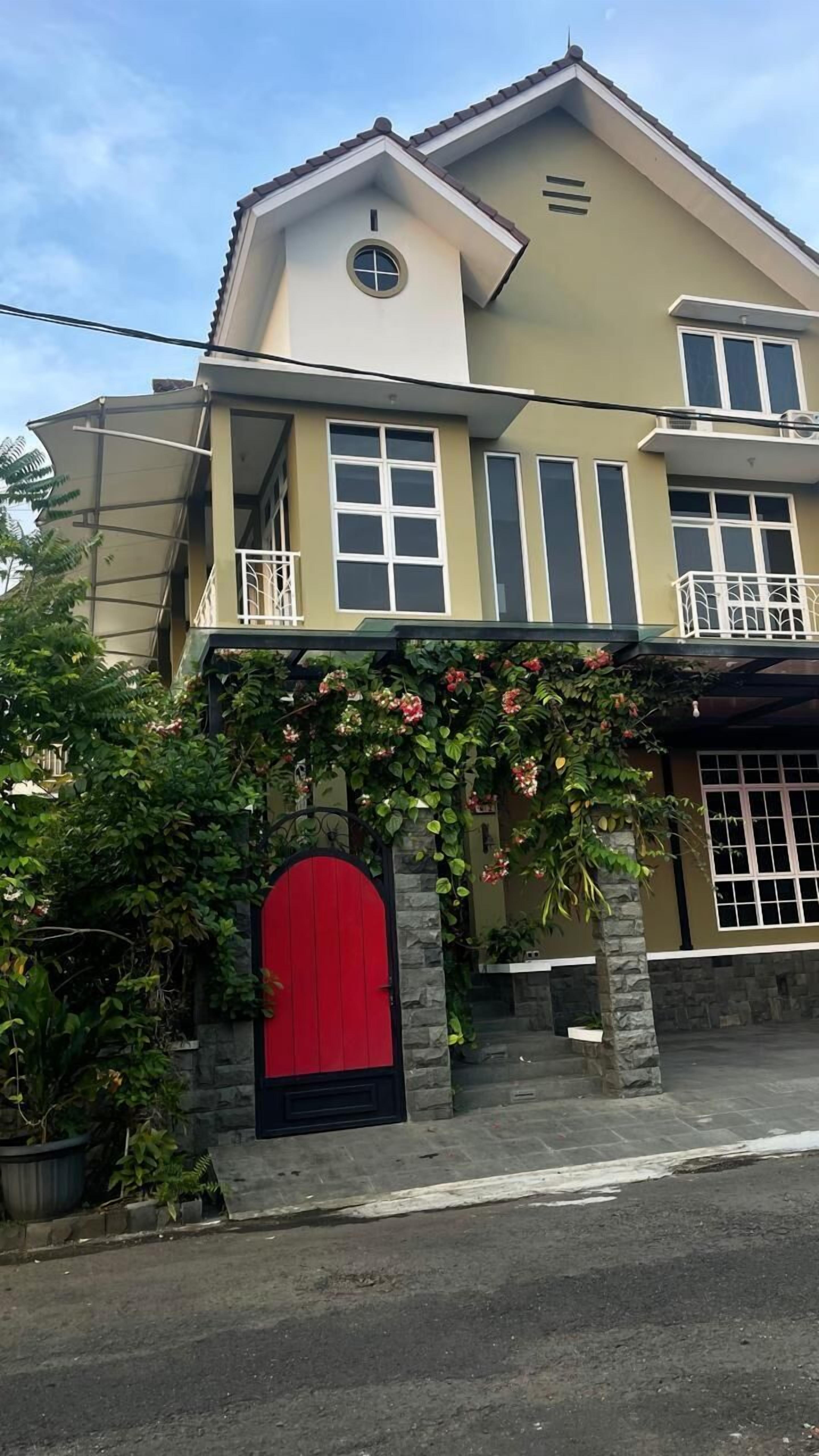 Bagian depan properti