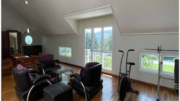 Villa | Fitness facility