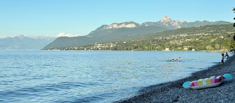 Family-friendly accommodation just 5 minutes from Lake Geneva!