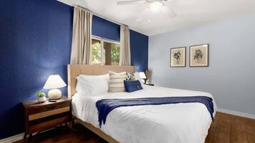 3 habitaciones, tabla de planchar con plancha, cuna de viaje y wifi