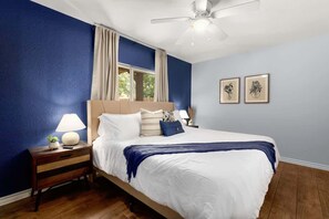 3 bedrooms, iron/ironing board, travel cot, WiFi - 8 mi Lackland AFB BMT HotTub Game Room Bocce Ball (San Antonio)