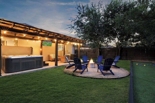 Terrace/patio - 8 mi Lackland AFB BMT HotTub Game Room Bocce Ball (San Antonio)