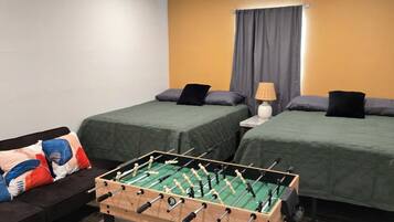 5 bedrooms, desk, iron/ironing board, free WiFi