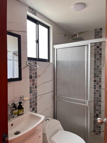 Apt with a view of the volcano-Carnival Trail. Modern and central.