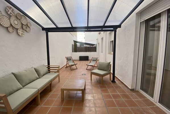 Terrace/patio - Travel Habitat Bioparc with Terrace Apartment A (Valencia)
