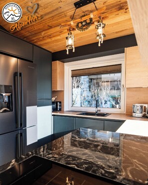 Private kitchen - Two beautiful apartments in a sunny and quiet location in Westendorf (Salvenberg)