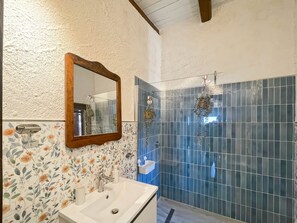 Shower, hair dryer, bidet - Villa New Horizons (Trinità d'Agultu e Vignola)