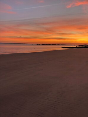 Beach - For rent - Charming bungalow with garden in Verdon-sur-Mer For 2 people (Le Verdon-sur-Mer)