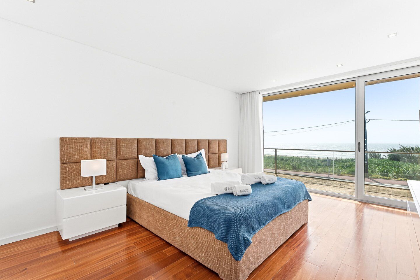 3 bedrooms, iron/ironing board, Internet, bed sheets