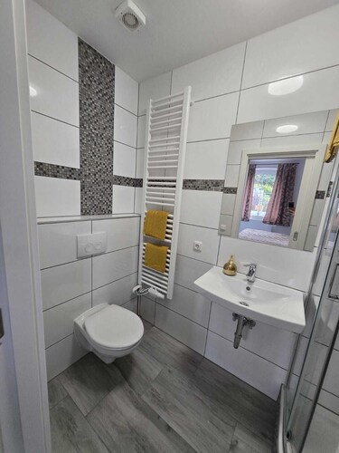 Vacation apartment with several living units (up to 20 people)