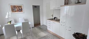 Vacation apartment with several living units (up to 20 people)