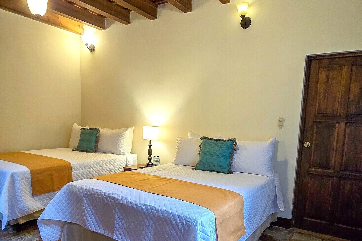 Traditional-Suite