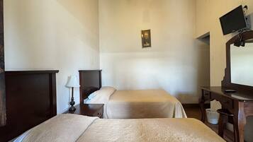 Standard Room, 2 Queen Beds