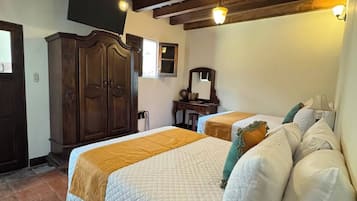 Standardzimmer, 2 Doppelbetten | Hochwertige Bettwaren, Tempur-Pedic-Betten, Minibar, Zimmersafe