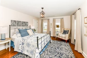 3 habitaciones, tabla de planchar con plancha y wifi gratis 