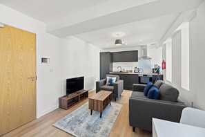 Living area - Alexandra House by Guestz (Stockport)