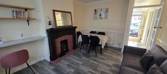 Modern Ground Floor Flat w Parking Romford