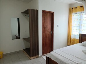 Deluxe Double Room - Zuri Africa Accommodation Mtwapa (Mtwapa)