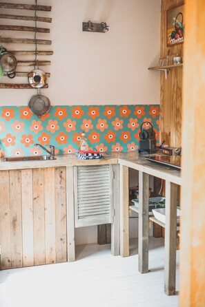 Private kitchen - Mediterranean apartment of Guesthouse In the Monkey - Casa di Loggia - Hart Bergen (Bergen)