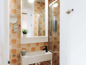 Shower, towels - Airén Harbor's Light (La Vila Joiosa)
