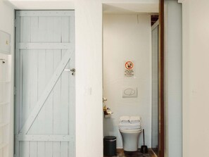 Shower, towels - Moscatel Harbor's Light (La Vila Joiosa)