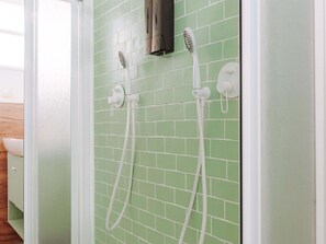 Shower, towels - Merlot Harbor's Light (La Vila Joiosa)