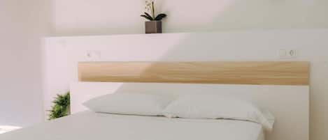 Internet, bed sheets