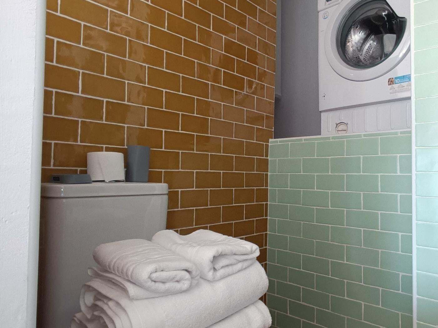 Douche, serviettes fournies