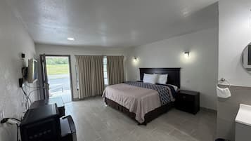 Room, 1 King Bed, Non Smoking